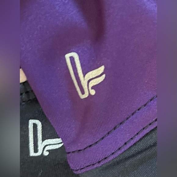 fabletics Demi Lovato 2 two piece activewear outfit- crop top leggings NWT NEW - Picture 10 of 12